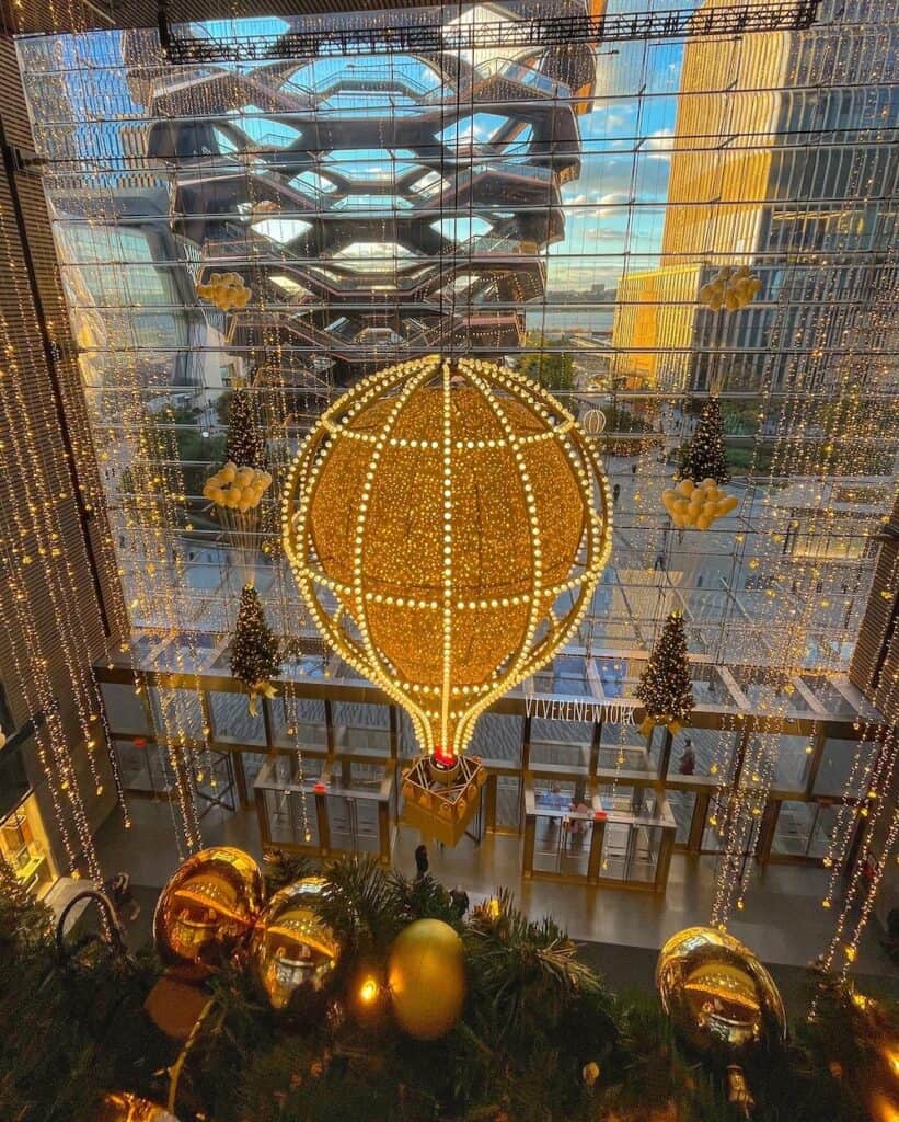 Hudson Yards Shine Bright decorations