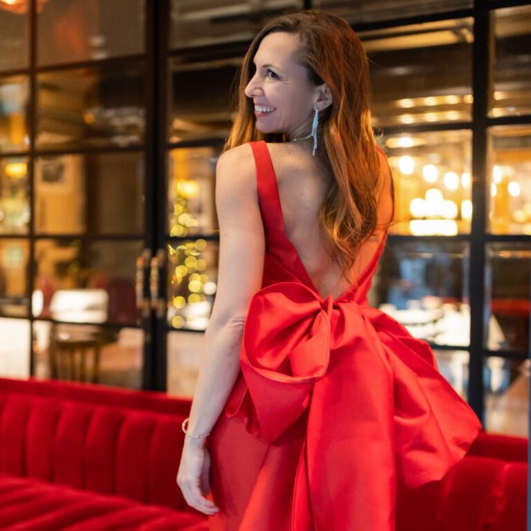 Everyday Luxury Essentials: Chic Style Pieces & Cozy Home Upgrades